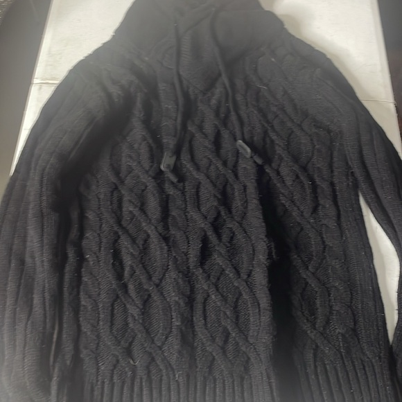 Sweater - Picture 2 of 4